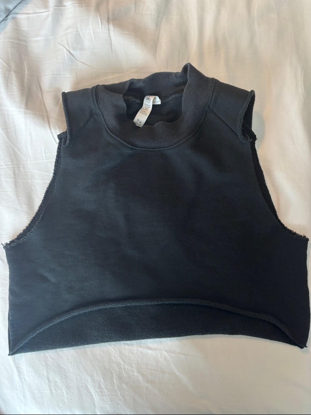ALO Yoga Black Cropped Top